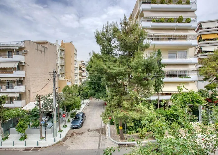 Sweet And Modern Flat At Palaio Faliro
